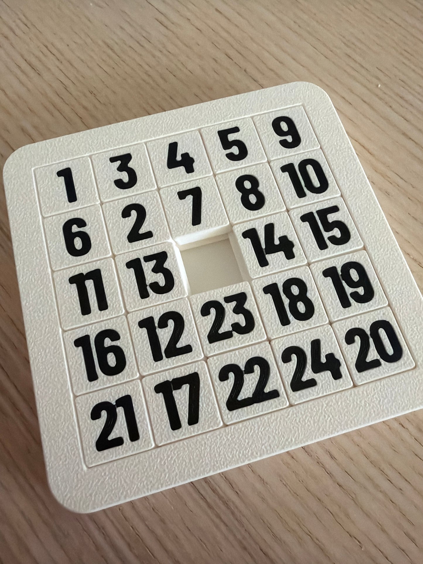 Zahlen-Schiebepuzzle 5×5 – 3D-gedruckt | 10 × 10 cm