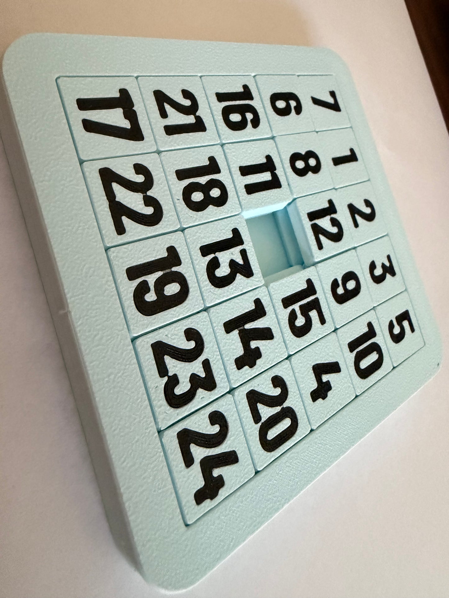 Zahlen-Schiebepuzzle 5×5 – 3D-gedruckt | 10 × 10 cm
