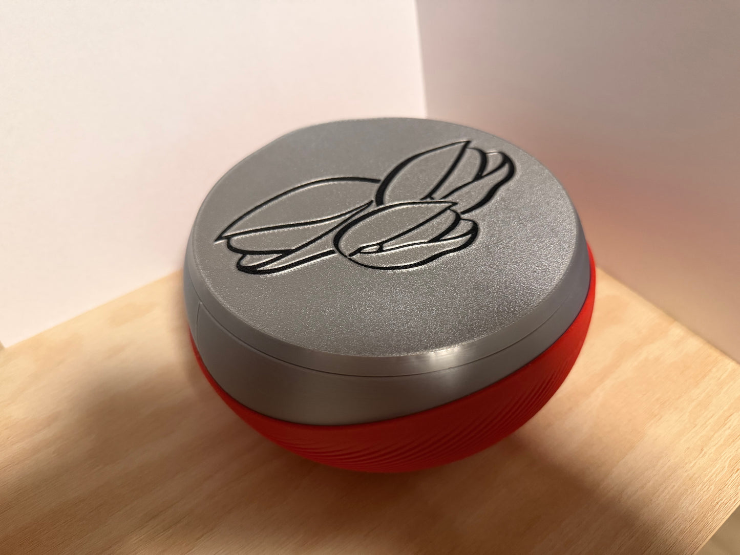 3D-gedruckte Pistazienschale mit Schalenfach – Geschenkidee Schweiz